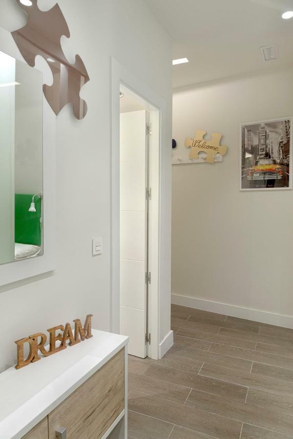 Suncity Teatro Premier Appartement Málaga Buitenkant foto